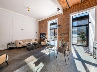 Apartamento en Sant Antoni. Piso reformado en el eixample con terraza