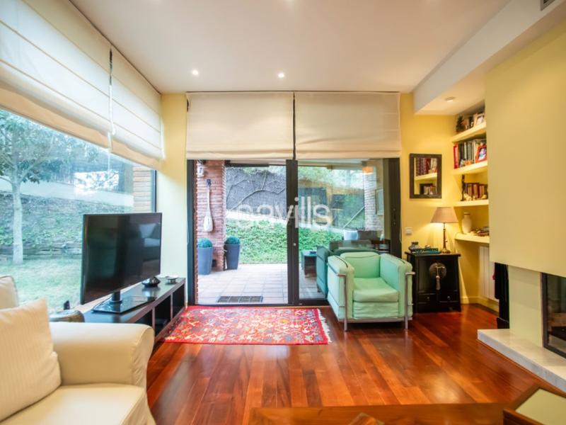 Foto 0e84e8f6-2662-4457-ae90-b58dc7e09c75. Haus mit parking in La Miranda-Can Candeler Sant Just Desvern