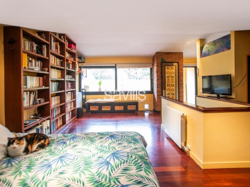 Foto 8b118b9a-1dd8-499d-a285-de8a27d0e2a6. Haus mit parking in La Miranda-Can Candeler Sant Just Desvern