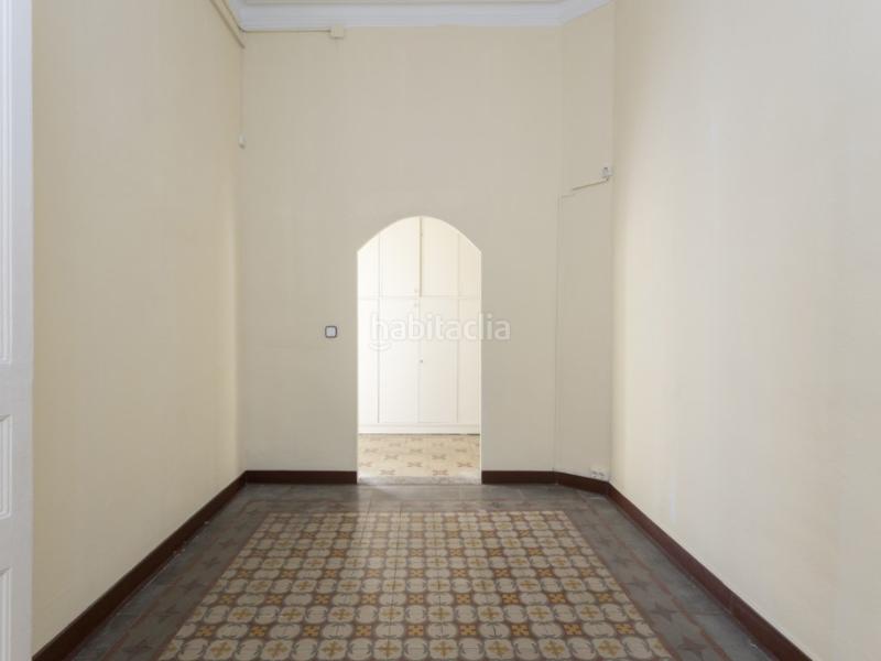 Foto 180bfa2c-4d84-4e4d-a1df-35c3d9691998. Apartament a Dreta de l´Eixample Barcelona