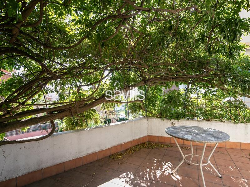 Foto 5869dffe-eb0a-4487-bf57-0926661c5734. House with parking in La Miranda Esplugues de Llobregat