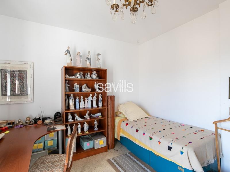 Foto f9e27c57-a3c1-4007-827d-be4c7ddc4772. House with parking in La Miranda Esplugues de Llobregat