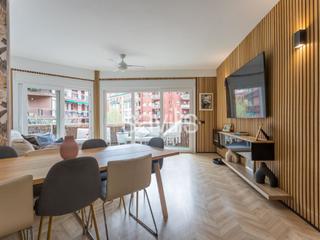 Apartamento en Sagrada Famlia. Exclusiva propiedad con terraza en la sagrada familia