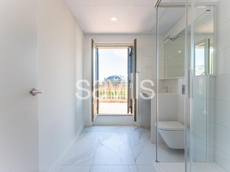 Foto 1411bf08-3b87-4b2f-adc0-14e3cb2e73df. Attico in Dreta de l´Eixample Barcelona