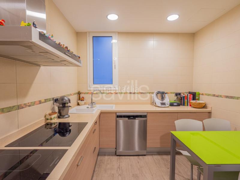 Foto 3f302f35-37fd-43a1-8da2-1f9af936a6ca. Apartamento piso en venta en Sant Antoni en Sant Antoni Barcelona