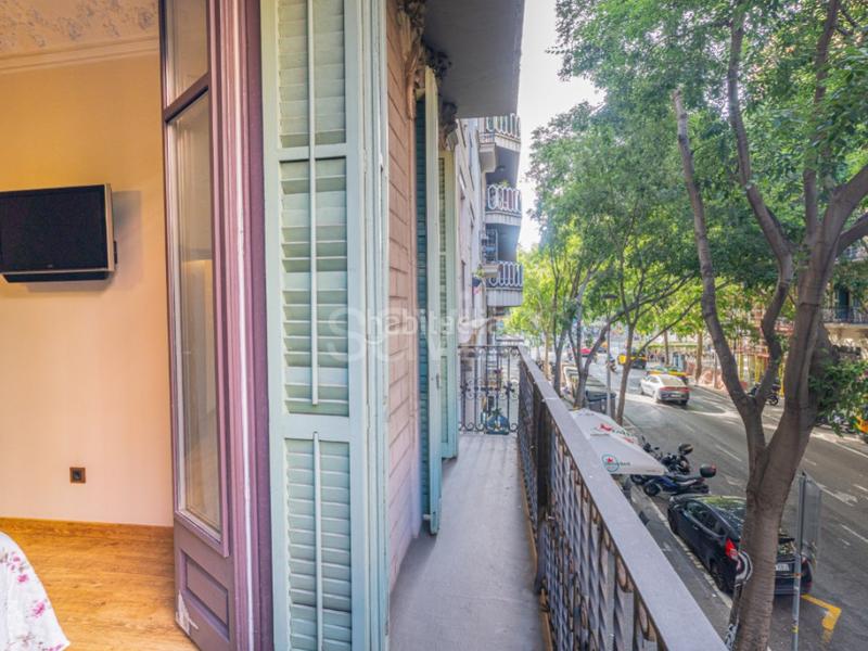 Foto b43ea915-46ca-4b2b-bc73-fdddf934b2c6. Apartamento piso en venta en Sant Antoni en Sant Antoni Barcelona