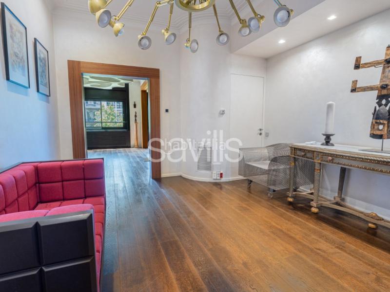Foto b3b721b4-931e-43dd-a114-54293ede534d. Apartamento piso en avenida diagonal junto a rambla cataluña en Barcelona