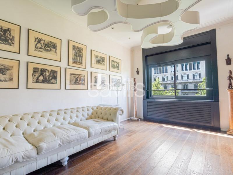 Foto ca6e4cbf-333f-440e-9201-510a491d3bf8. Apartamento piso en avenida diagonal junto a rambla cataluña en Barcelona