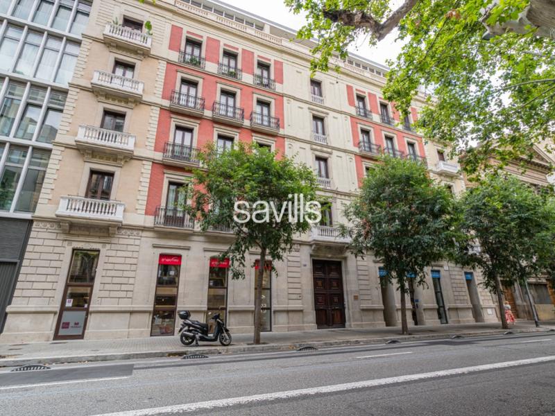 Foto f94a890a-35e8-4e9f-9acd-eb8a7266b7f2. Location appartement avec parking dans Dreta de l´Eixample Barcelona