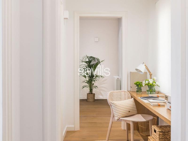 Foto 96ebe268-eadb-4ec3-9ae1-9c6dbd80e2ae. Alquiler apartamento piso exterior reformado y amueblado en gracia en Barcelona