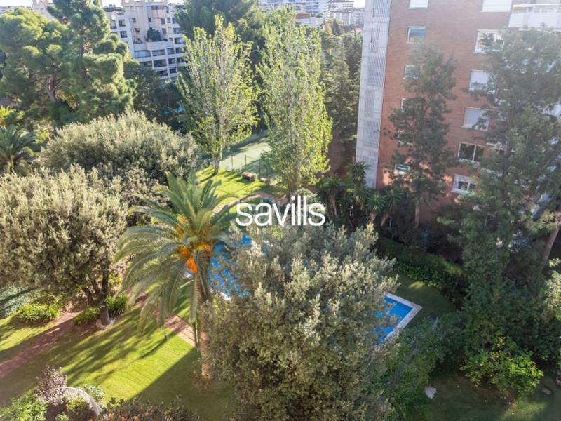 Foto 26a6a02a-e28a-4382-93bf-b6c9999fc951. Apartament amb aparcament piscina a Pedralbes Barcelona
