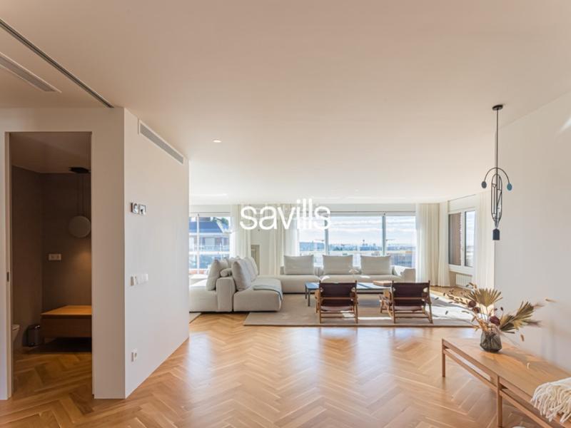 Foto 755f0265-b639-41cc-8acd-a2957a07ab20. Apartament amb aparcament piscina a Pedralbes Barcelona