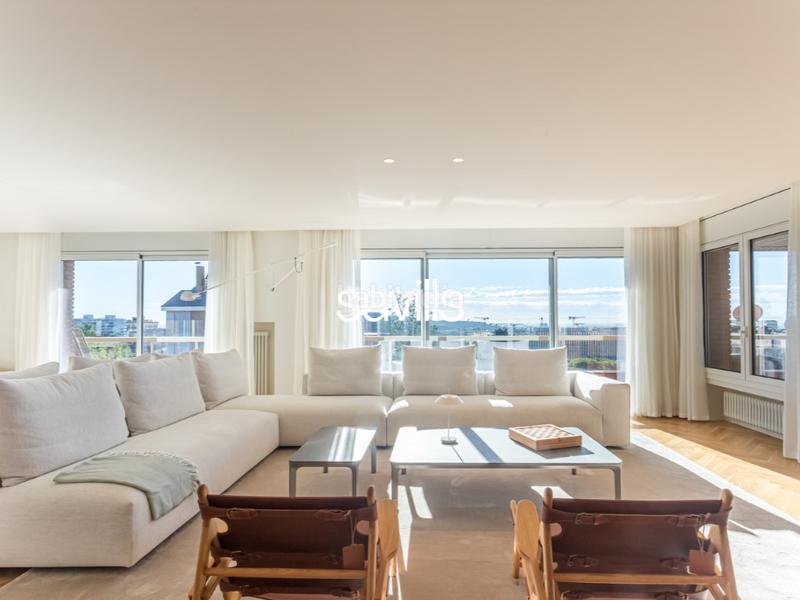 Foto 7c130dfc-85c4-4360-907a-4d882ea79704. Apartament amb aparcament piscina a Pedralbes Barcelona