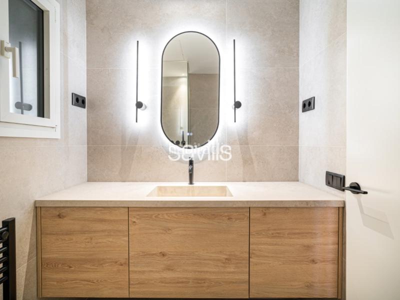 Foto 49711839-9605-4015-99a4-cef38b11378a. Apartment in Barri de les Corts Barcelona