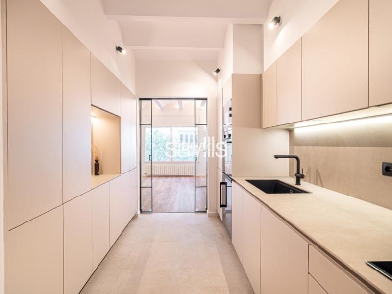 Foto 7ea6380b-661e-4734-afbf-5f035816f6a8. Apartment in Barri de les Corts Barcelona