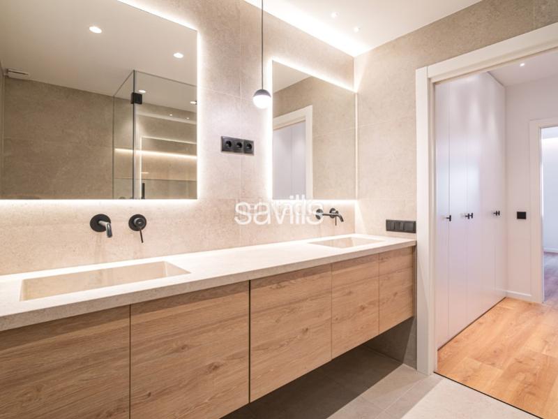 Foto f1d4bf3f-04da-4407-ab86-7053e5f4ed07. Apartment in Barri de les Corts Barcelona