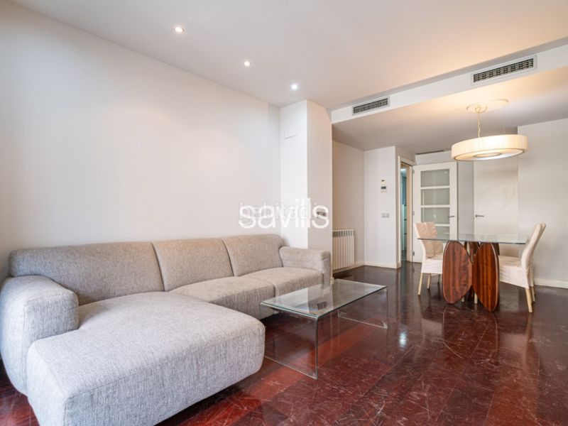 Foto 4ef6c5f1-9ba0-4a5f-8fb4-54ba02451bf6. Apartament amb aparcament a L´Antiga Esquerra de l´Eixample Barcelona