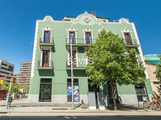 Apartamento en El Parc i la Llacuna del Poblenou. Impresionante propiedad a la venta en pereiv