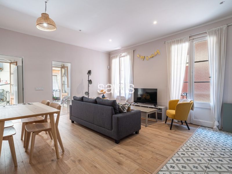 Foto ec726e7d-49ba-4c56-ba8c-18cd86d5ed93. Apartament a Vila de Gràcia Barcelona