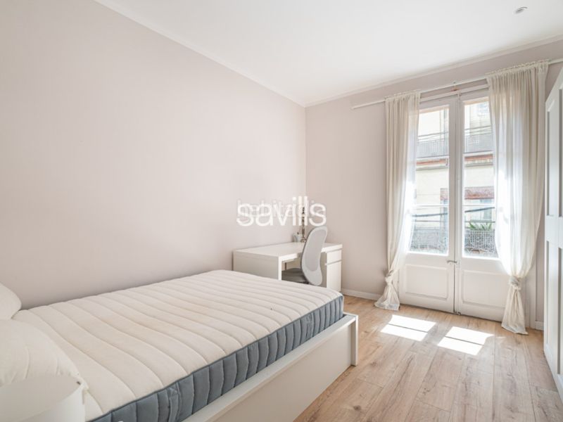 Foto f8c4d1e0-4c03-4b7d-b451-7ff89fbb0e1a. Apartament a Vila de Gràcia Barcelona