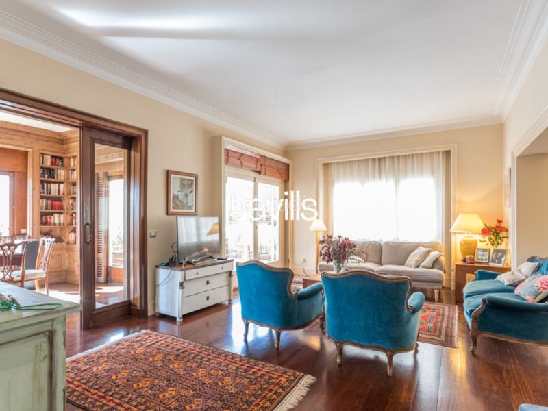 Foto 04abfa08-ab5c-4683-aa2c-2b043bfe5c54. Apartament amb aparcament a Sant Gervasi - Galvany Barcelona