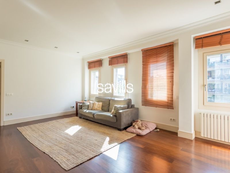 Foto 483d7388-7427-4731-8c86-097bab37dfb3. Apartament amb aparcament a Sant Gervasi - Galvany Barcelona