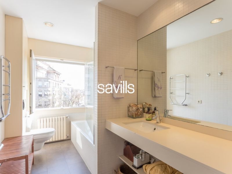 Foto 6bd26db1-ec9a-4313-b593-45946185138c. Apartament amb aparcament a Sant Gervasi - Galvany Barcelona