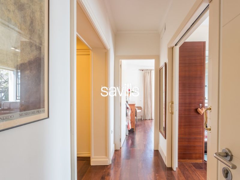 Foto 74c37dea-0c27-408d-bc3c-0131e1d7b796. Apartament amb aparcament a Sant Gervasi - Galvany Barcelona