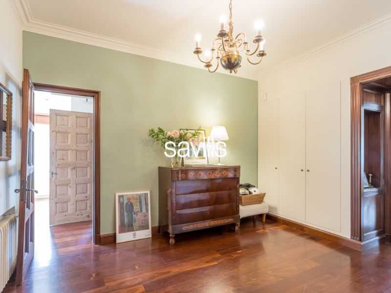 Foto c4f0ec99-407e-4a6a-933e-16bcc192ad23. Apartament amb aparcament a Sant Gervasi - Galvany Barcelona