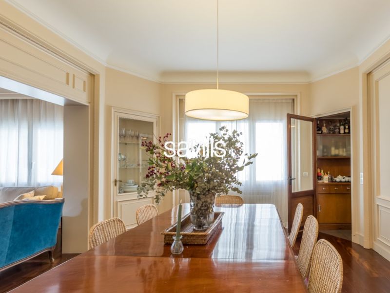 Foto e9f479d2-9db4-4e1f-a7a8-a94e4f7b0e31. Apartament amb aparcament a Sant Gervasi - Galvany Barcelona