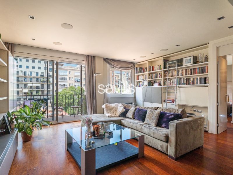 Foto be0d87da-601f-4c2c-ae55-57c2745ea3d1. Apartament amb aparcament a L´Antiga Esquerra de l´Eixample Barcelona