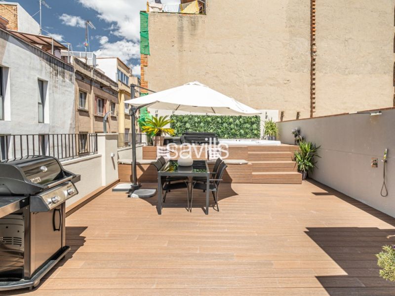 Foto 1ec1cc91-bebc-4d5e-b1f2-0fb7548a6b4a. Apartament amb piscina a Sants Barcelona