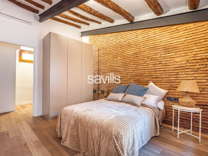 Foto 4021d30a-1155-4e38-bda5-6ad3144cd171. Apartament amb piscina a Sants Barcelona
