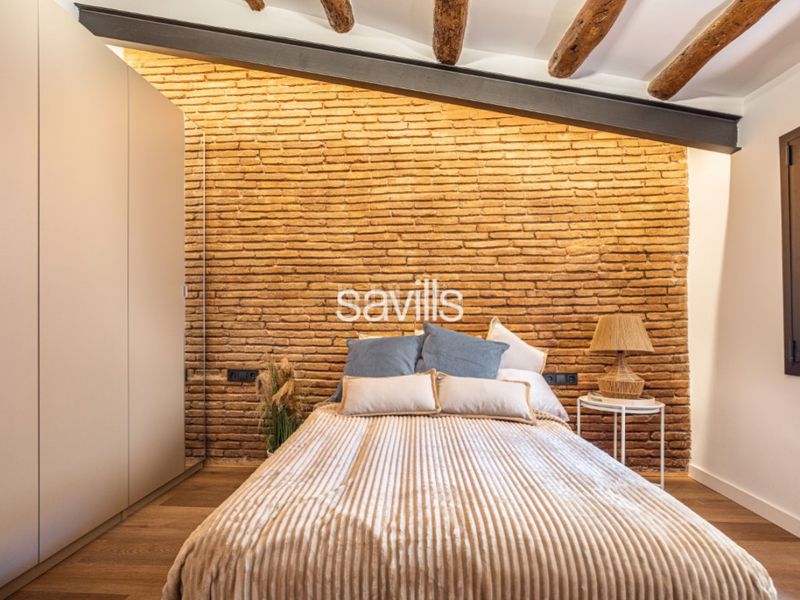 Foto ce72dbbf-43e5-49de-83e8-d94489c93b39. Apartament amb piscina a Sants Barcelona