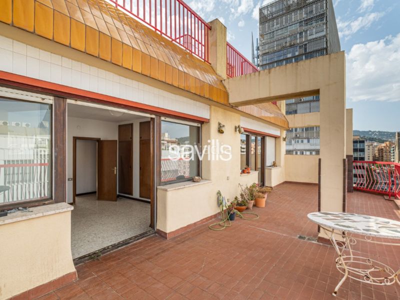 Foto 29f08057-5411-49a7-82ae-4b6647ef5002. Àtic amb aparcament piscina a Sant Gervasi - Galvany Barcelona