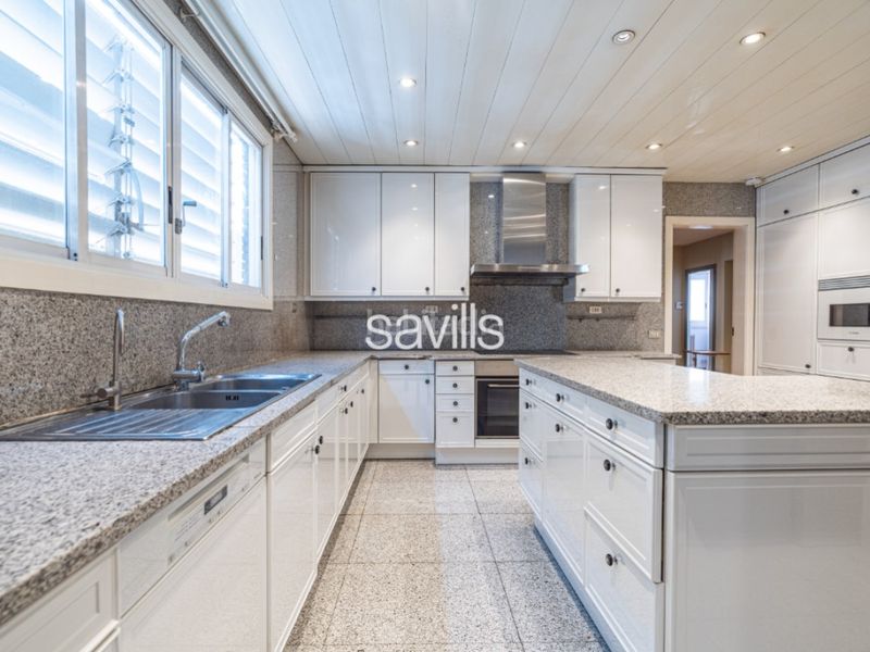 Foto 060bd24b-720b-431e-a54a-ed53322613ce. Apartament amb aparcament a Sant Gervasi - Galvany Barcelona