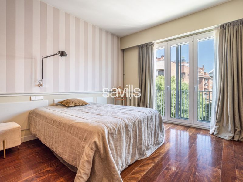 Foto 2522c6fa-3ee0-4c12-8d22-d535ac14c850. Apartament amb aparcament a Sant Gervasi - Galvany Barcelona