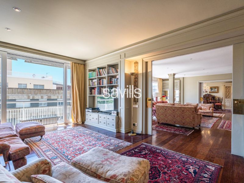 Foto ee0bfec6-f8db-4cea-8bdd-49f7b8741589. Apartament amb aparcament a Sant Gervasi - Galvany Barcelona