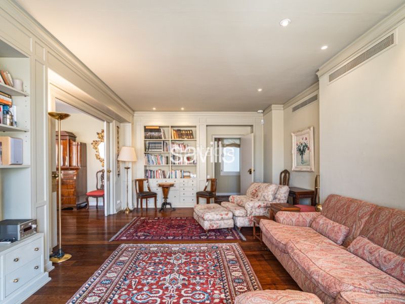 Foto fda82f18-a33d-4760-96ac-c80a249c42b3. Apartament amb aparcament a Sant Gervasi - Galvany Barcelona