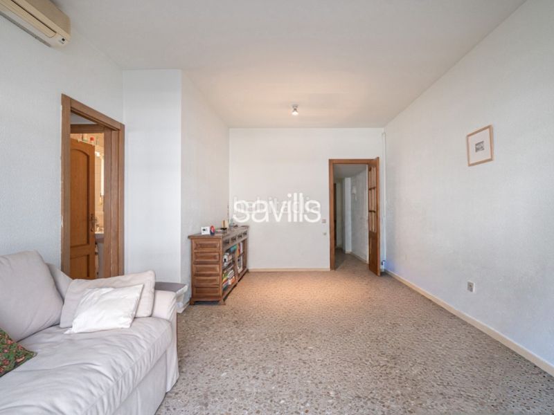 Foto 9958f9cc-2f1d-43d5-98b4-0fde699a62ea. Apartament a Barri de les Corts Barcelona