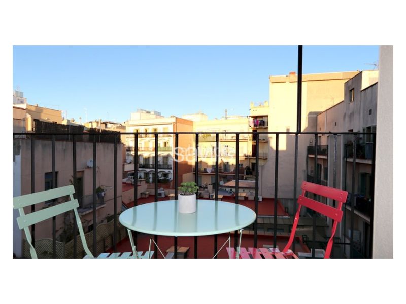 Foto aa0b4202-f79a-4251-b143-700e2afb6867. Casa a Raval Barcelona