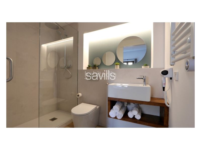 Foto b2c7da54-64f6-409a-a485-61a9f214ff38. Casa a Raval Barcelona