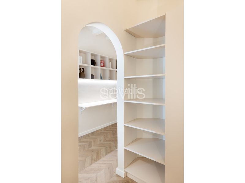 Foto 54cd8fe3-2d29-4c16-87bd-cf4369afb01d. Apartament a Raval Barcelona