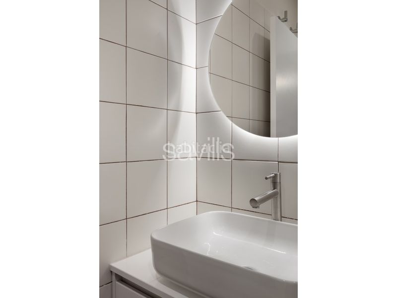 Foto 6da3500d-864b-4882-afe7-5f8d48f3a3a1. Apartament a Raval Barcelona