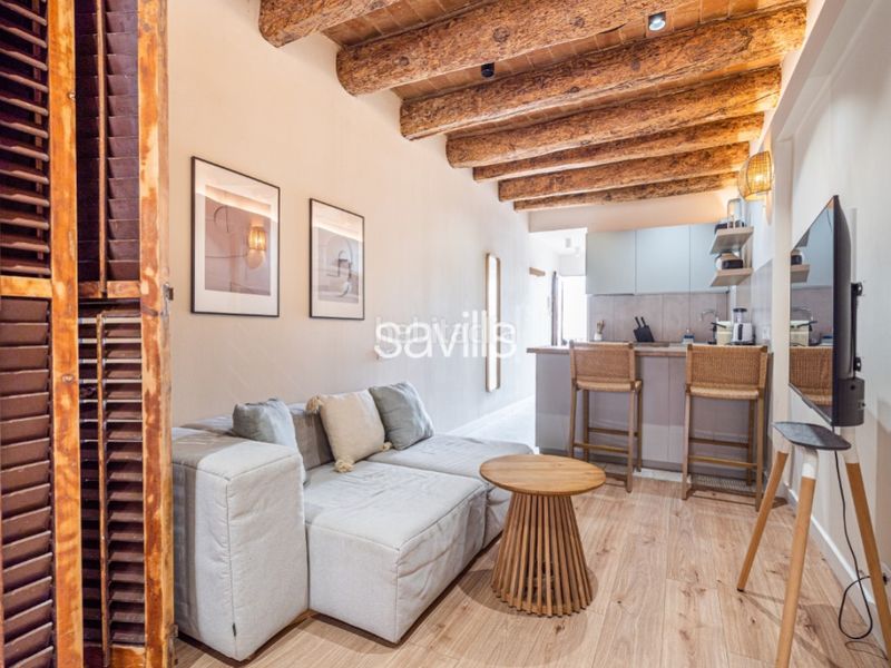 Foto d059f1e4-144e-48bb-8b2e-e33ec1ac960d. Apartament a Raval Barcelona