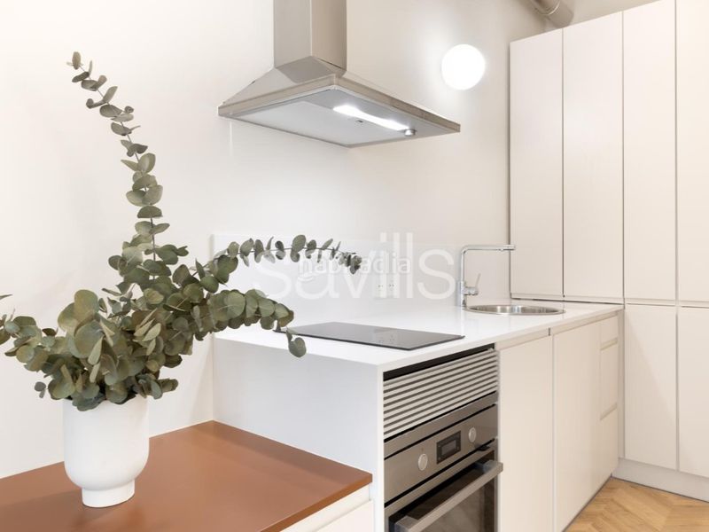 Foto e69c43b3-ea7c-4211-b732-09466b283763. Apartament a Raval Barcelona