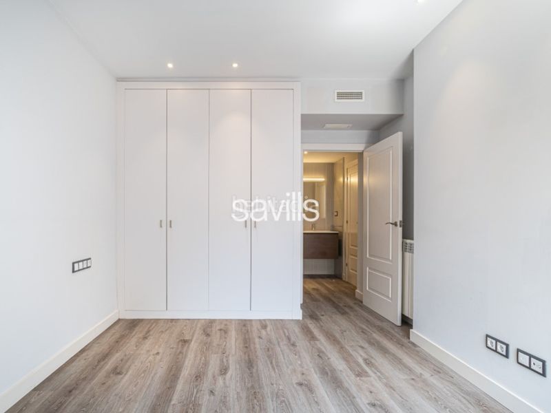 Foto 49ff8caa-7124-4c05-b293-c0a681f6847c. Apartament amb aparcament a Sant Gervasi - Galvany Barcelona