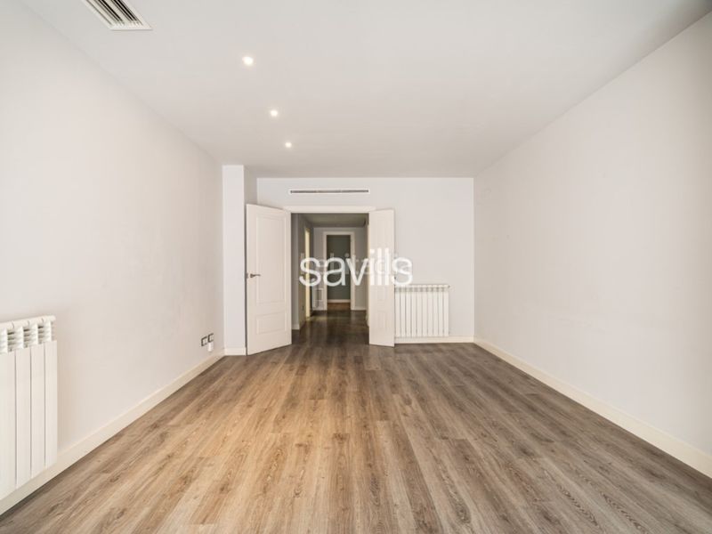 Foto c33ef6c7-6175-4eea-8cf9-ac411dae7c29. Apartament amb aparcament a Sant Gervasi - Galvany Barcelona