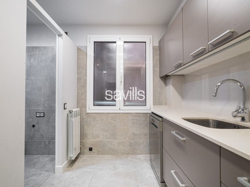 Foto d0a95e53-06cc-46b3-9ce7-b7899a2a3f5f. Apartament amb aparcament a Sant Gervasi - Galvany Barcelona