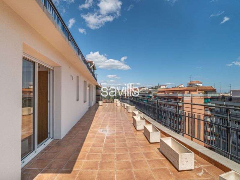 Foto 84dc4a76-3ca8-4cc1-8bd9-df310748d105. Apartament amb aparcament a Sant Ramon - Maternitat Barcelona